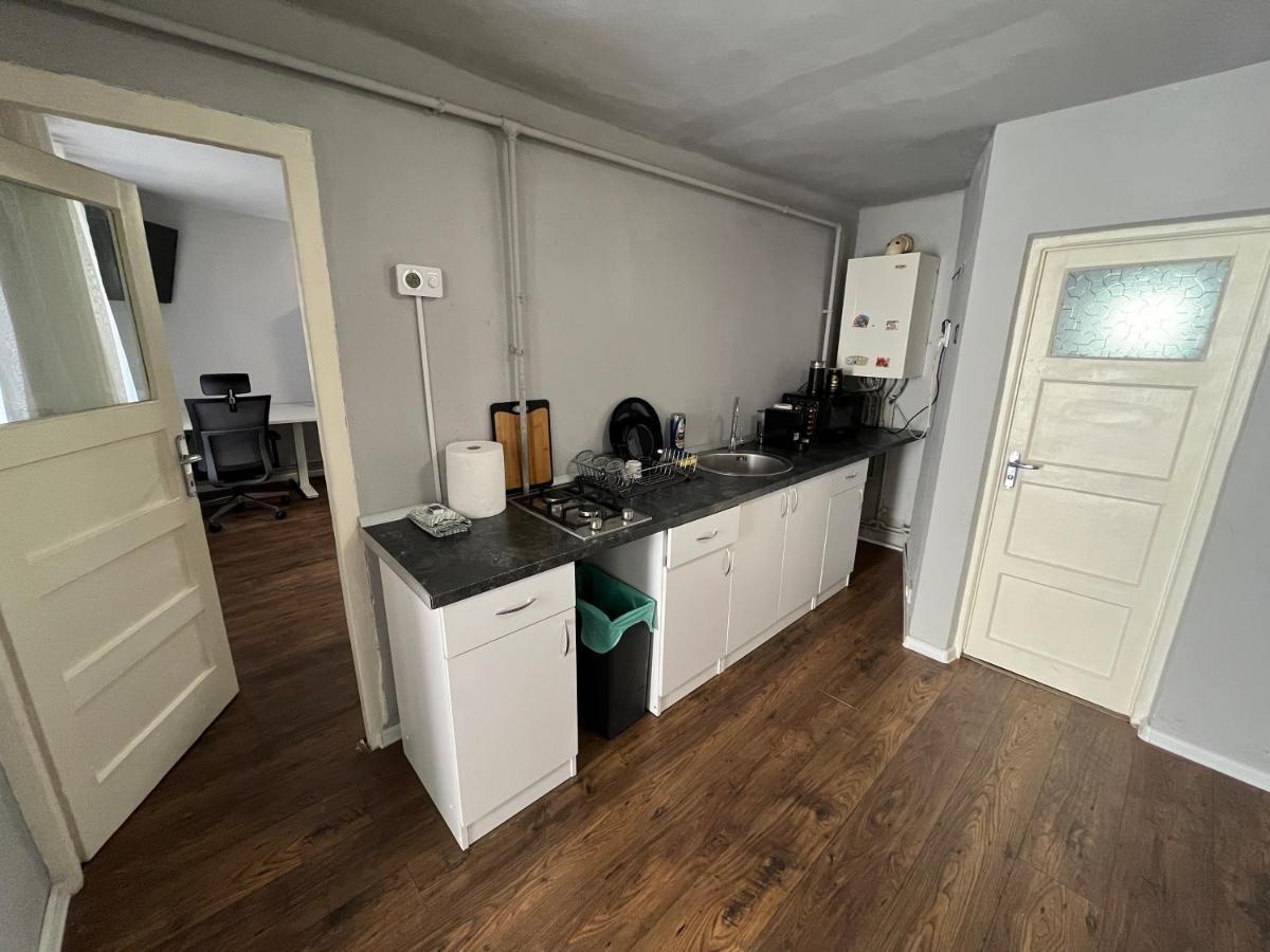 Grey House Apartman Brassó Kültér fotó